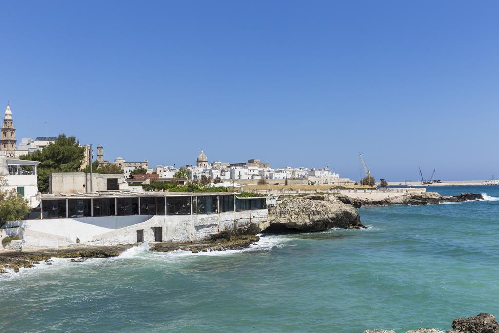 Casetta Sul Mare A Monopoli Exterior photo